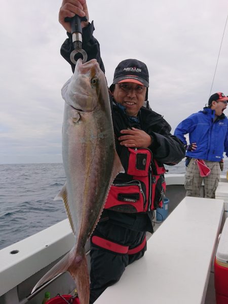 エンペラー 釣果