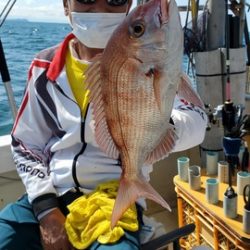 遊漁船 ニライカナイ 釣果