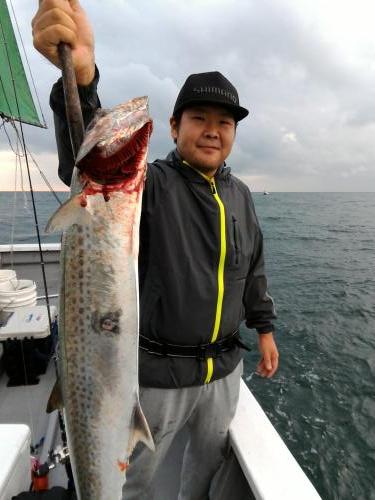 ファイヤードルフィン 釣果