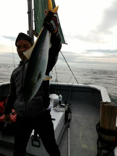 ファイヤードルフィン 釣果