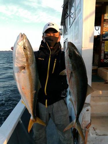 ファイヤードルフィン 釣果