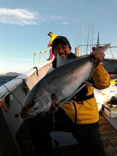 ファイヤードルフィン 釣果