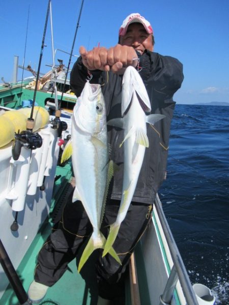 真祐丸 (しんゆうまる) 釣果