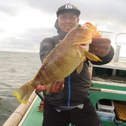 真祐丸 (しんゆうまる) 釣果