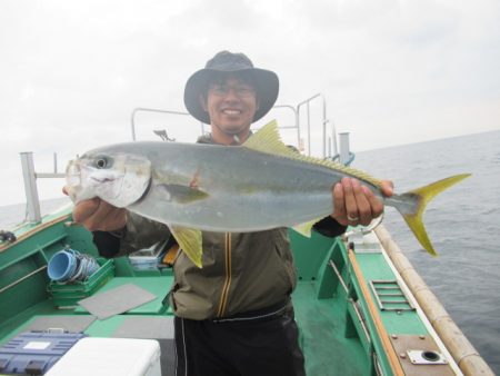 真祐丸 (しんゆうまる) 釣果