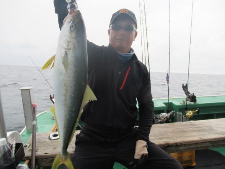 真祐丸 (しんゆうまる) 釣果