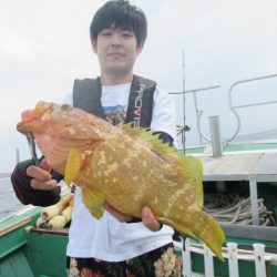 真祐丸 (しんゆうまる) 釣果