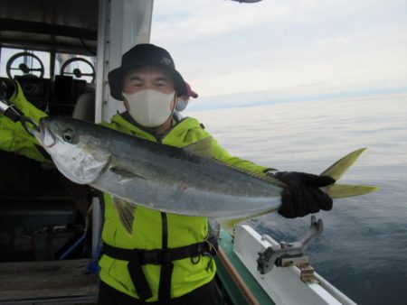 真祐丸 (しんゆうまる) 釣果