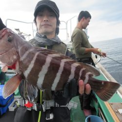 真祐丸 (しんゆうまる) 釣果