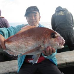 真祐丸 (しんゆうまる) 釣果