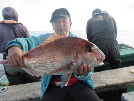 真祐丸 (しんゆうまる) 釣果