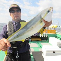 真祐丸 (しんゆうまる) 釣果