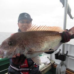 真祐丸 (しんゆうまる) 釣果