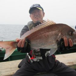 真祐丸 (しんゆうまる) 釣果