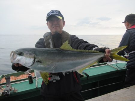 真祐丸 (しんゆうまる) 釣果