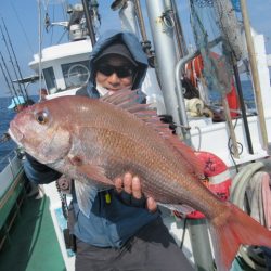 真祐丸 (しんゆうまる) 釣果