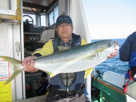 真祐丸 (しんゆうまる) 釣果