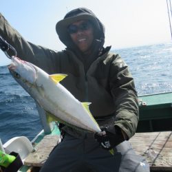 真祐丸 (しんゆうまる) 釣果