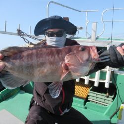 真祐丸 (しんゆうまる) 釣果