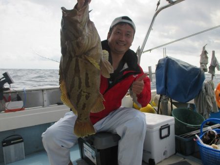 隆星丸 釣果