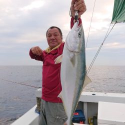 エンペラー 釣果