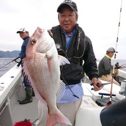 エンペラー 釣果