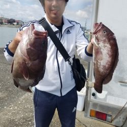 進誠丸 釣果