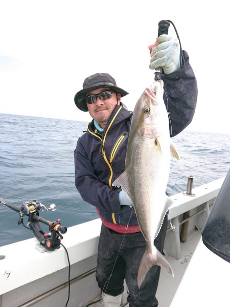 エンペラー 釣果