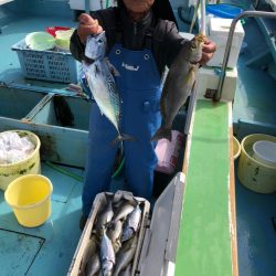 丸万釣船 釣果