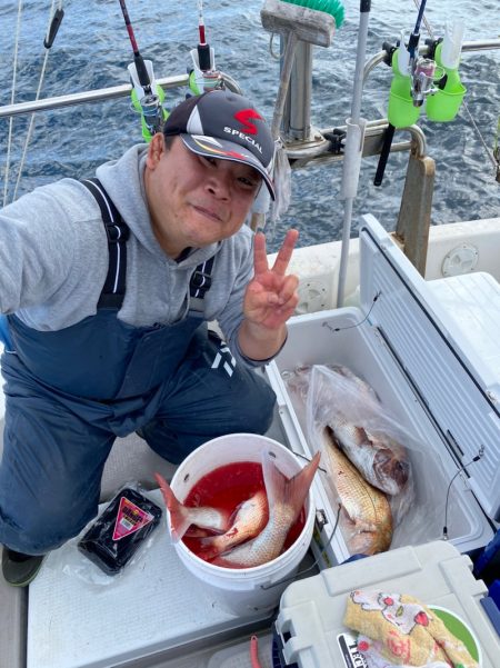 遊漁船ブルーウッズ 釣果