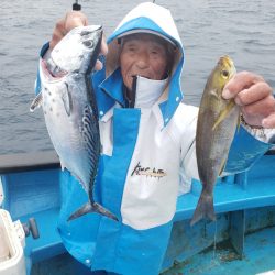 丸万釣船 釣果