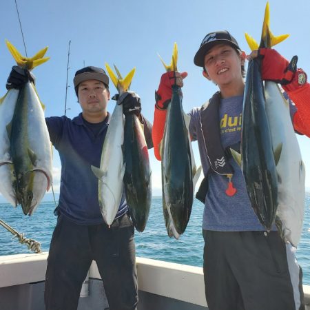 サンマリン 釣果