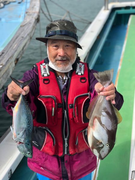 丸万釣船 釣果