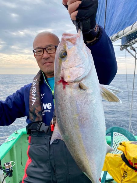 康仁丸・ジギング釣り果