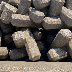 投げ釣りから穴釣りに変更