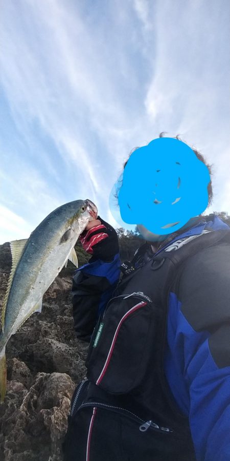 久しぶりのハマチ！！予期せぬ大物！！