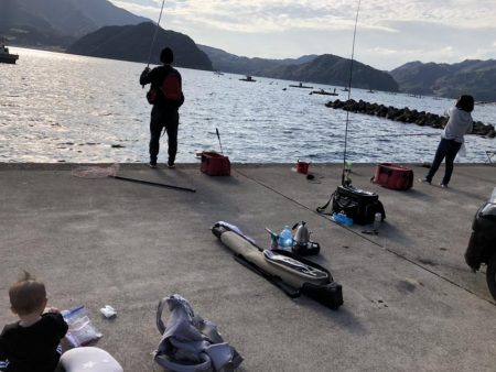 ファミリーフィッシングでまさかの羽子板