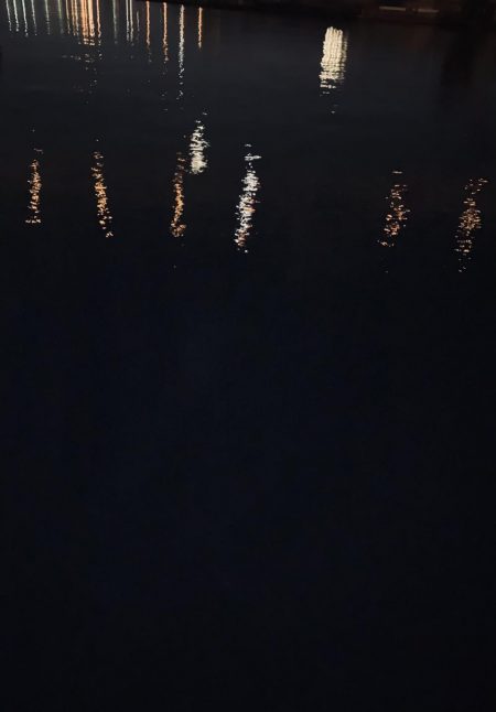 アジンガー多し