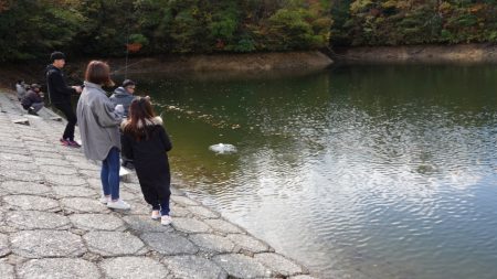 フィッシングレイクたかみや 釣果