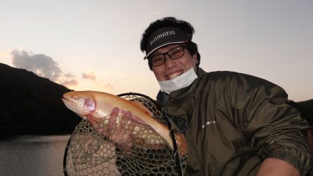 フィッシングレイクたかみや 釣果