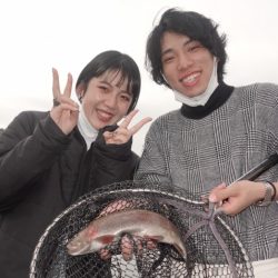 フィッシングレイクたかみや 釣果