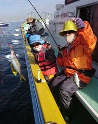 ＫＯＮＡＹＡｰＭＡＲＵ（こなや丸） 釣果