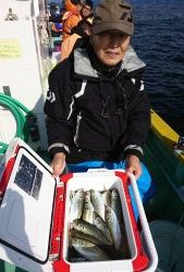 ＫＯＮＡＹＡｰＭＡＲＵ（こなや丸） 釣果