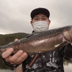 フィッシングレイクたかみや 釣果