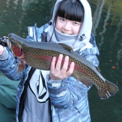 小菅トラウトガーデン 釣果