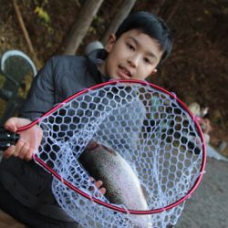 小菅トラウトガーデン 釣果