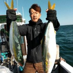 ファイヤードルフィン 釣果