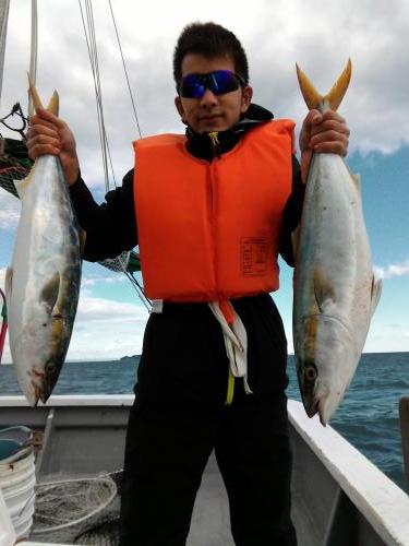 ファイヤードルフィン 釣果