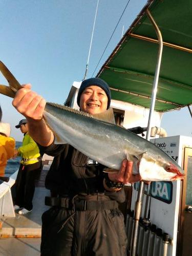 ファイヤードルフィン 釣果