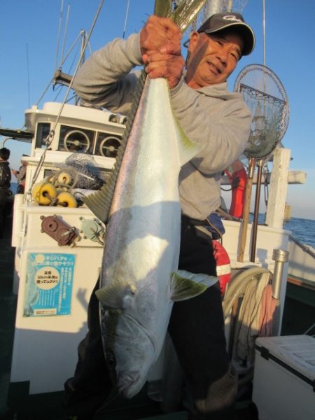 真祐丸 （しんゆうまる） 釣果
